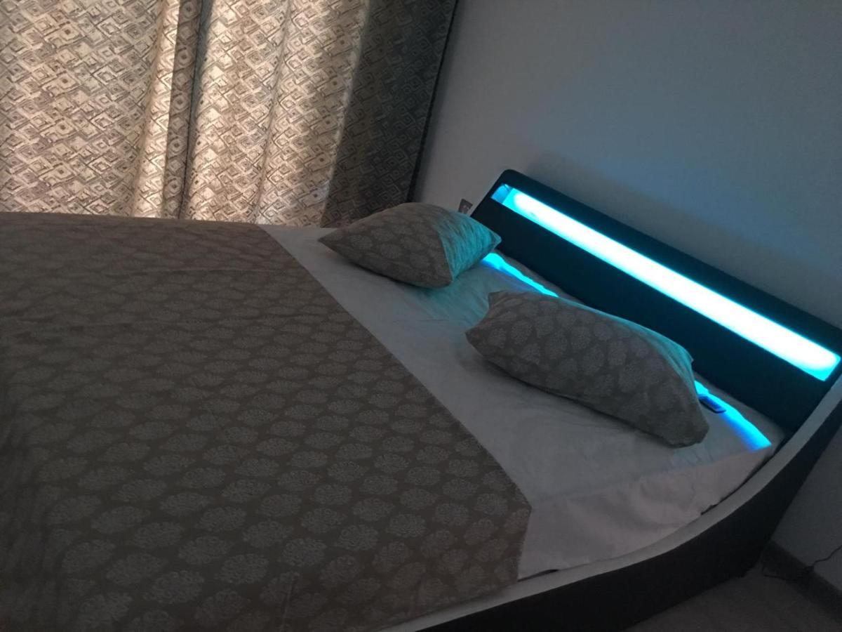 Umi Apartment Alezzi Resort Năvodari Eksteriør billede