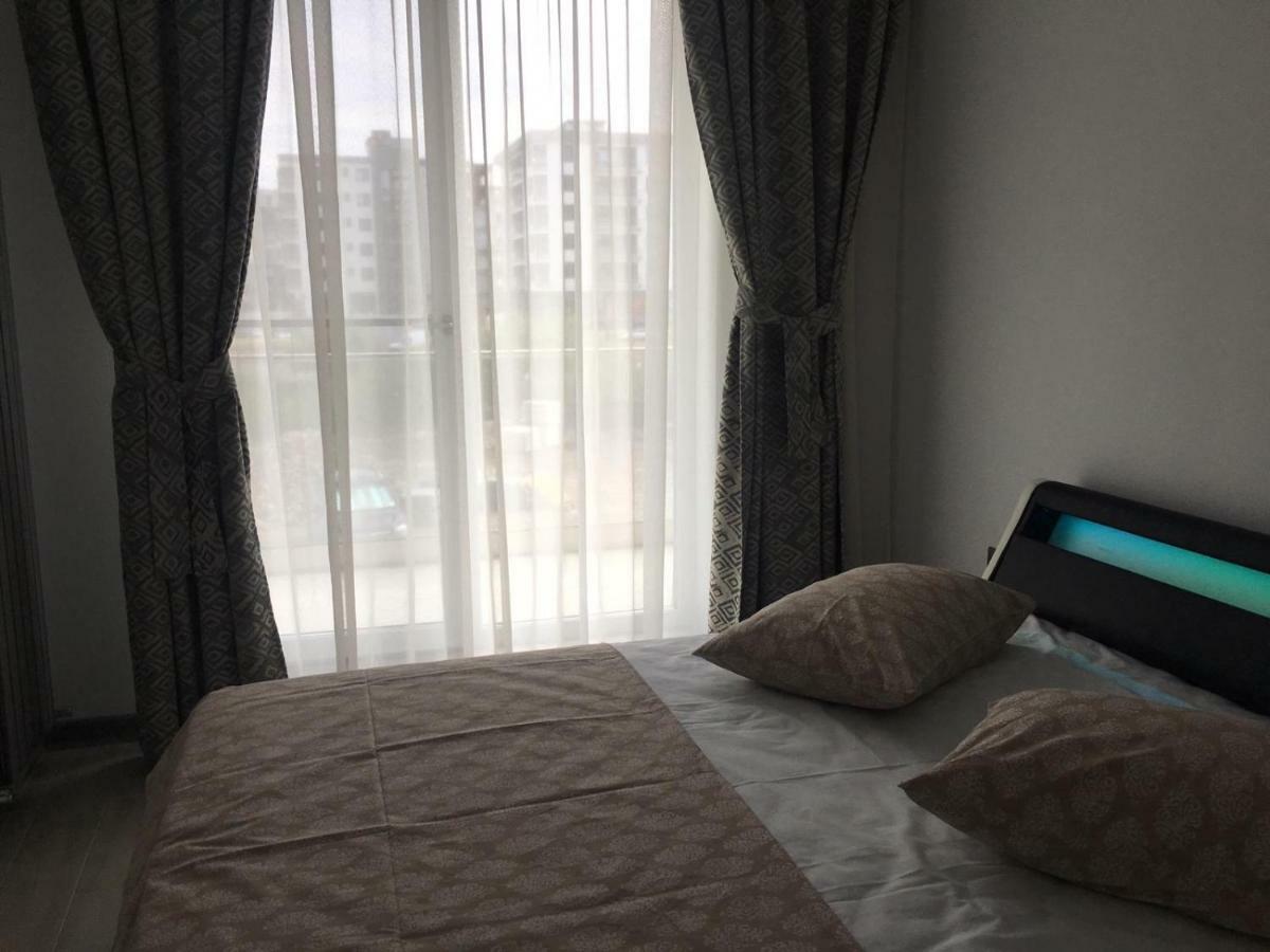 Umi Apartment Alezzi Resort Năvodari Eksteriør billede