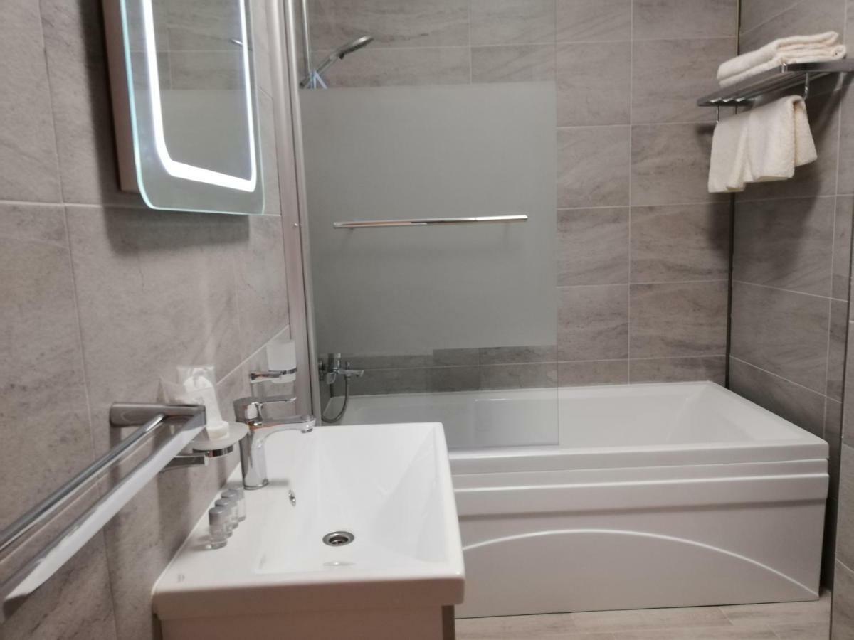 Umi Apartment Alezzi Resort Năvodari Eksteriør billede